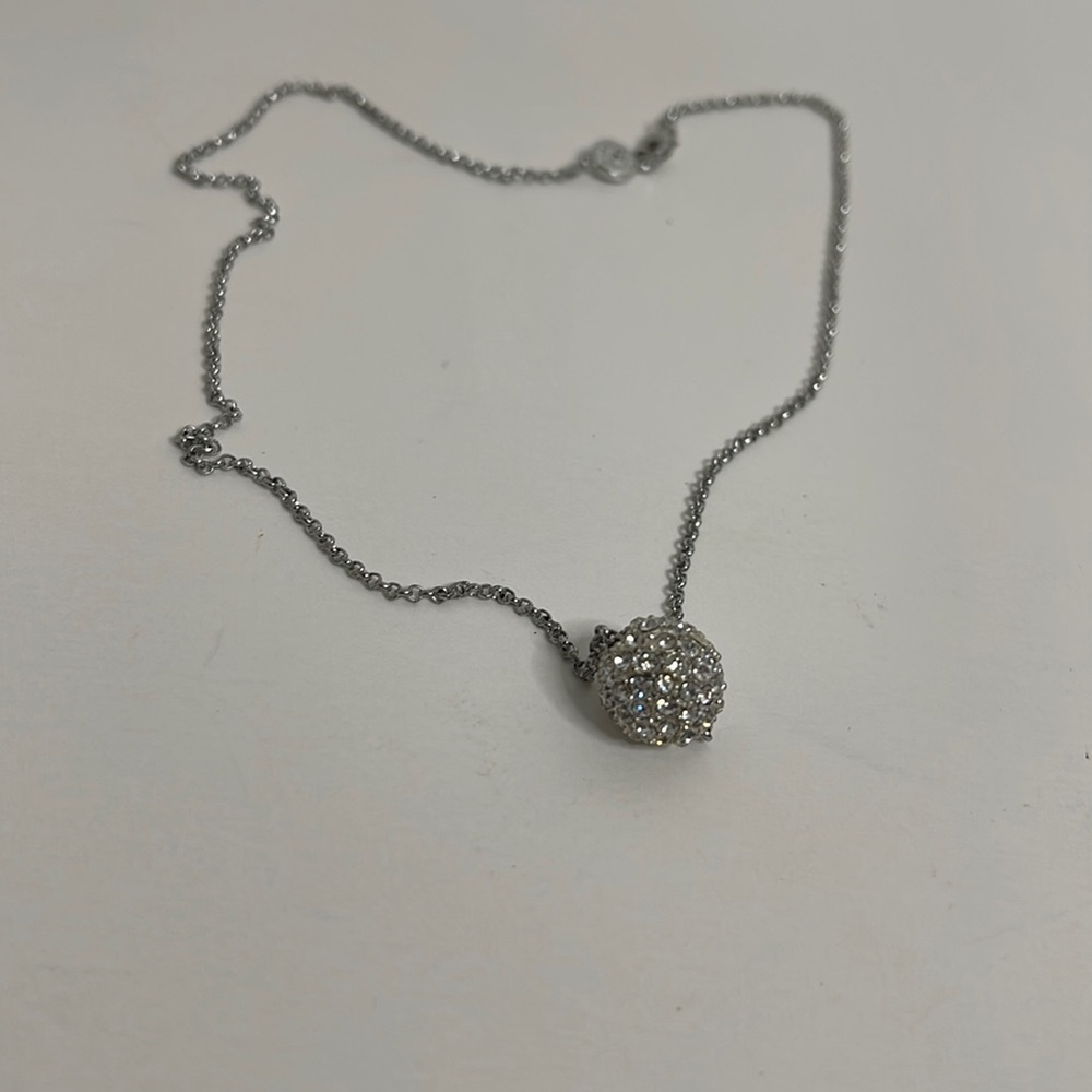 Monet necklace